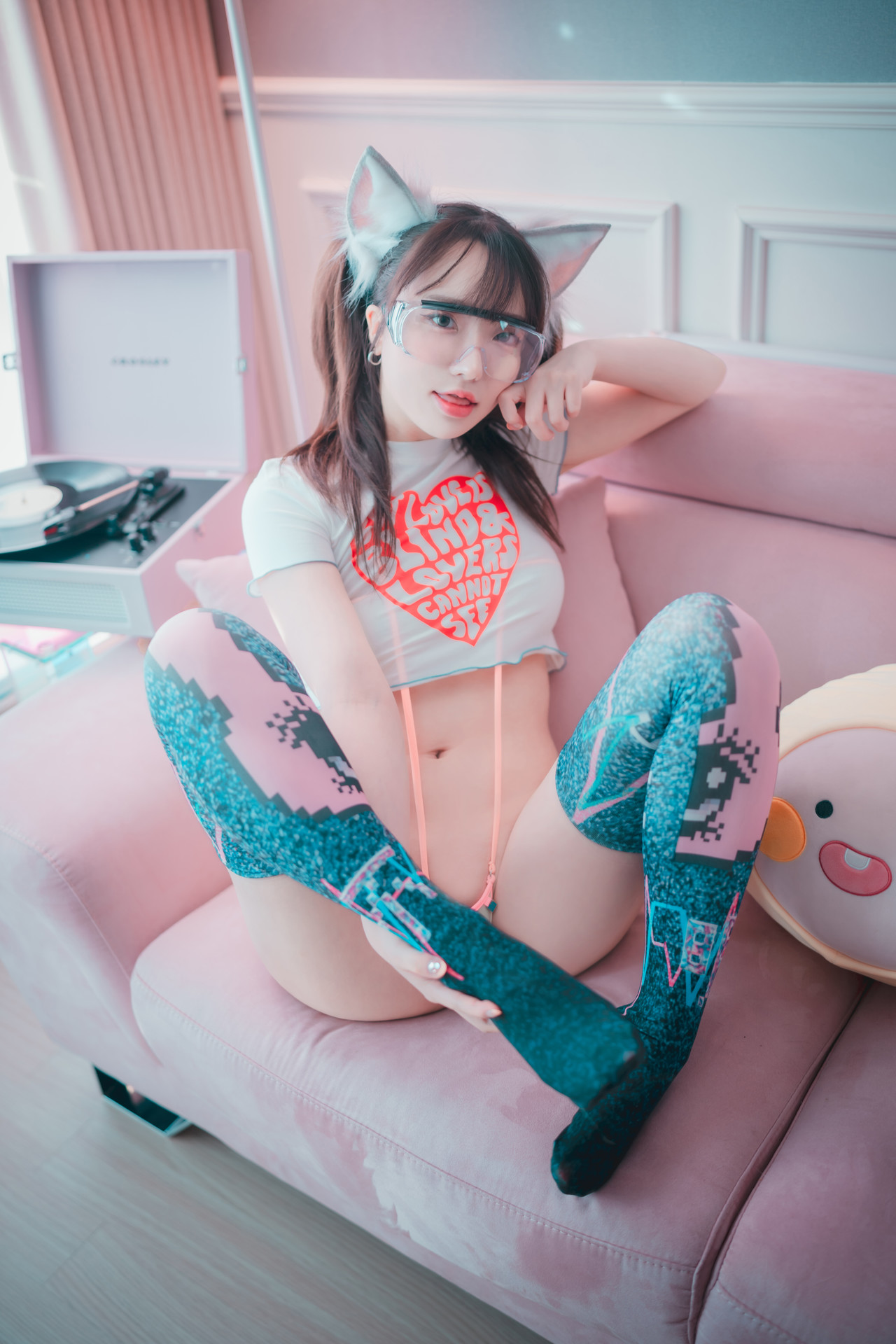 Son Yeeun 손예은, [DJAWA] Retro Gaming Girl – Set.02