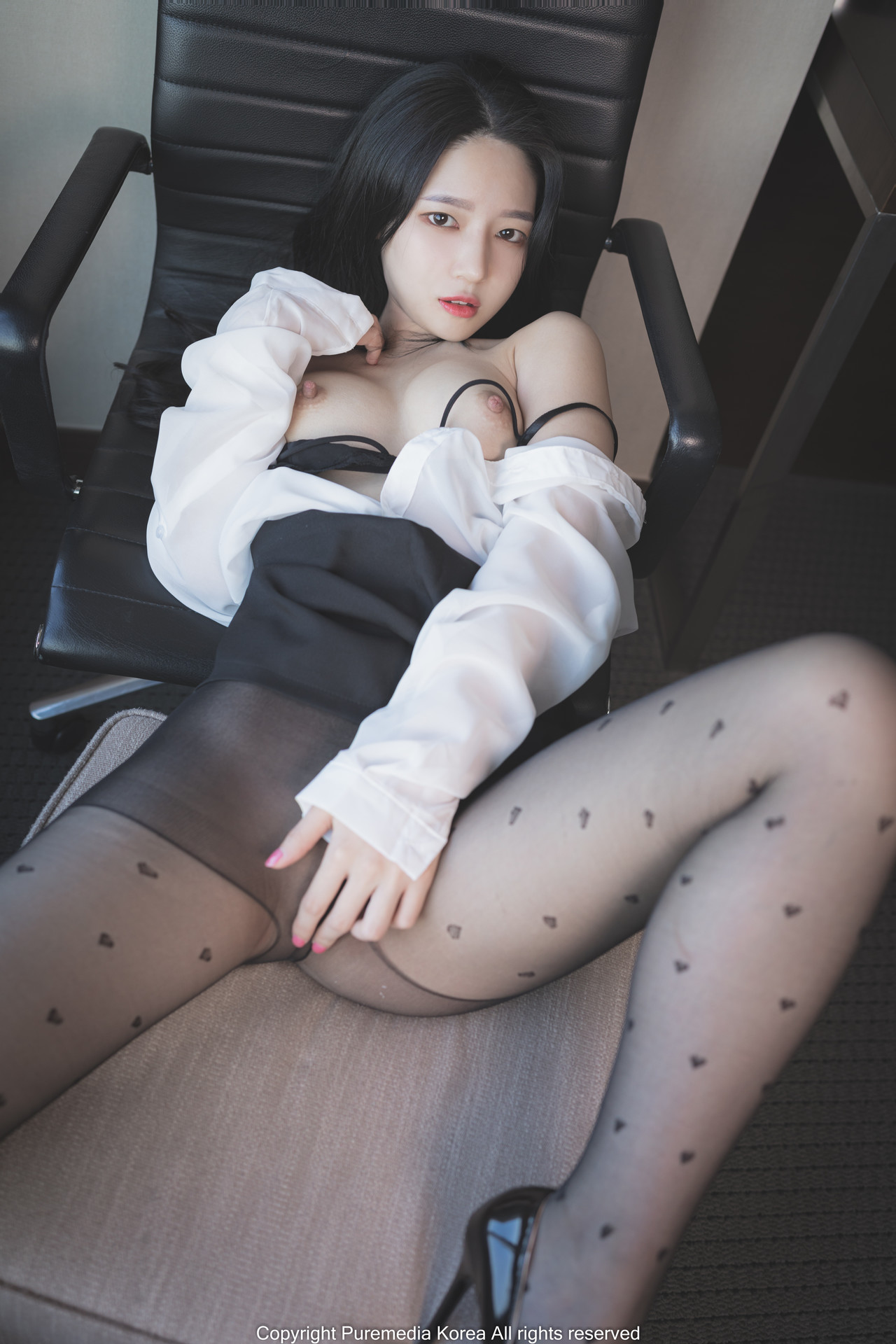 Yeha 예하, [PURE MEDIA] Vol.155 누드 디지털화보 Set.01
