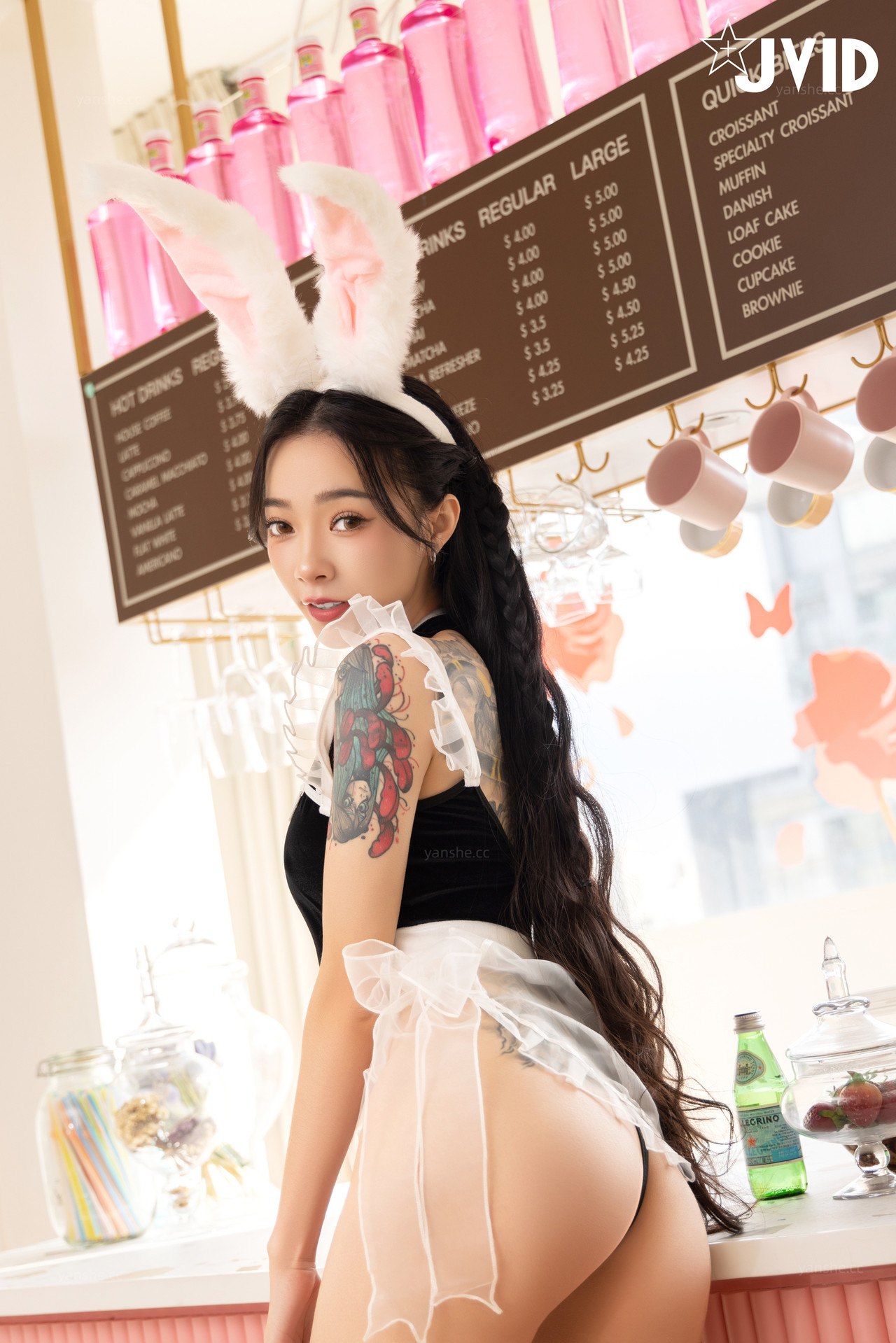 JVID精品 女神《飄飄》極上ご奉仕!! 完全主觀視角!!可愛すぎるメイドがまさかの全裸で超興奮!!