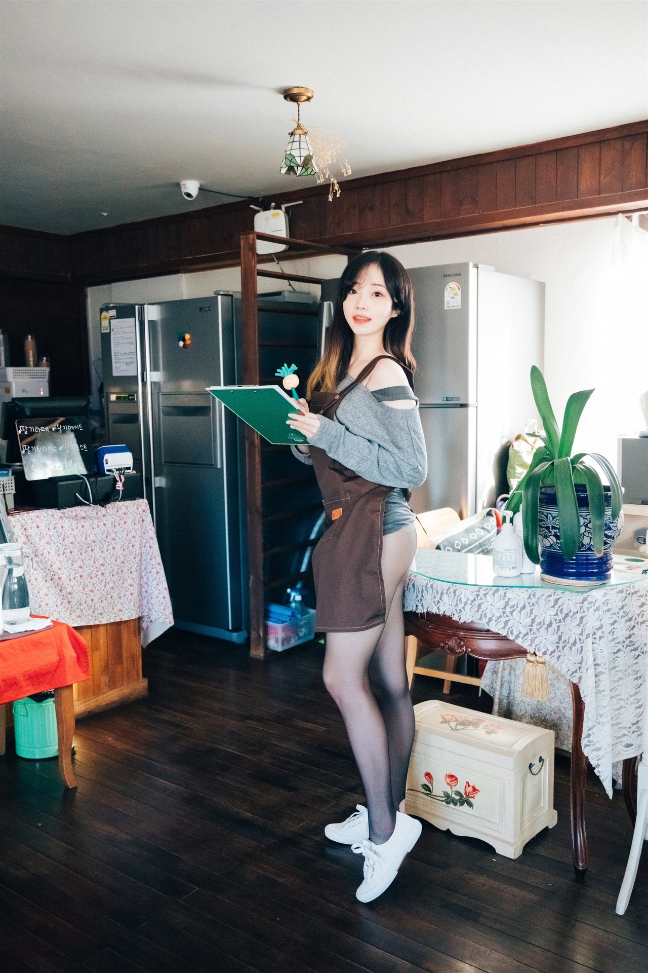 Bambi 밤비, [Loozy] Cafe Alba Set.02