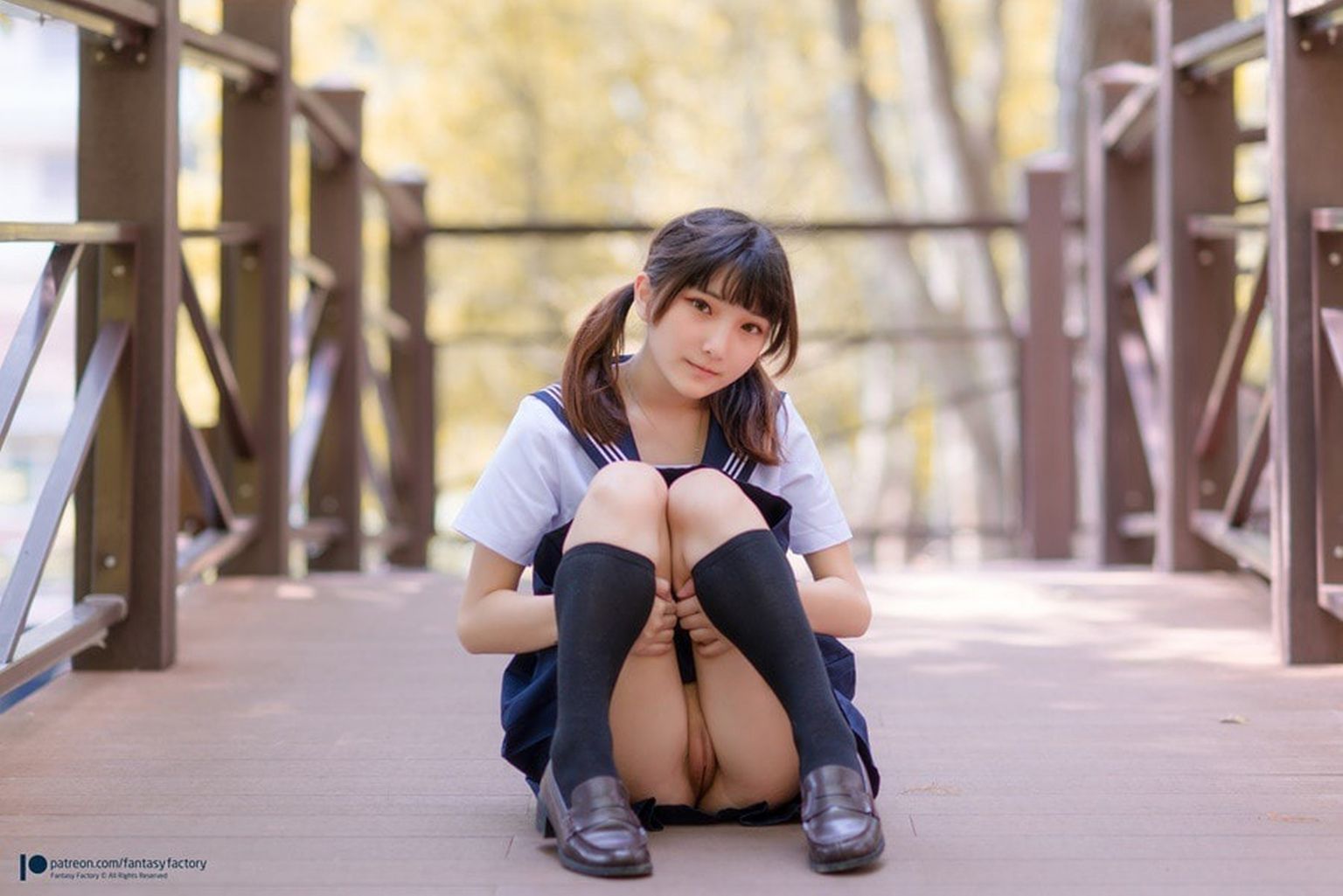 [小丁Patron] High School Girl with Pretty Pussy 皮衣濕身誘惑 (Fantasy Factory)