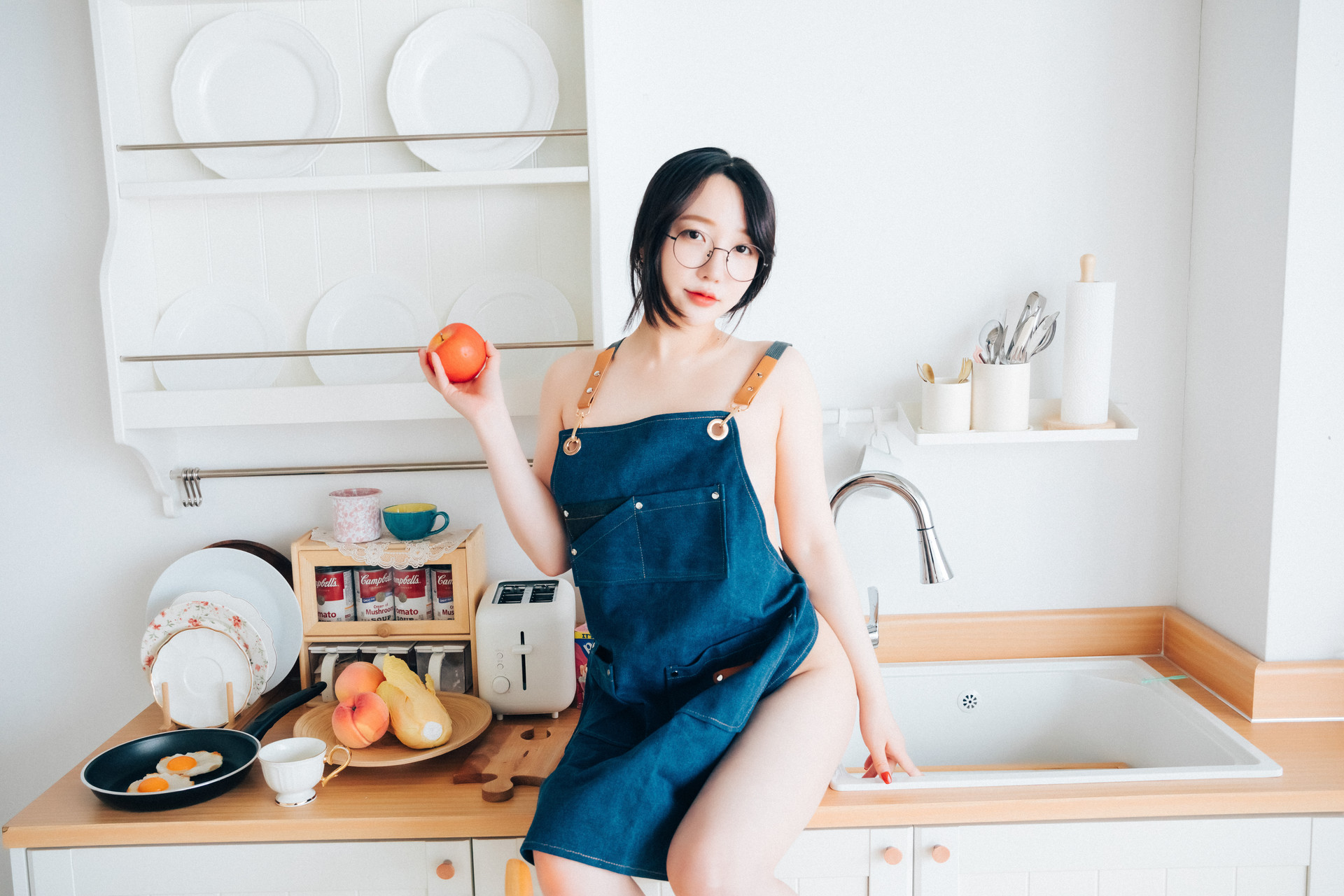Son Yeeun 손예은, [Loozy] Nudy Painter + S.ver – Set.02