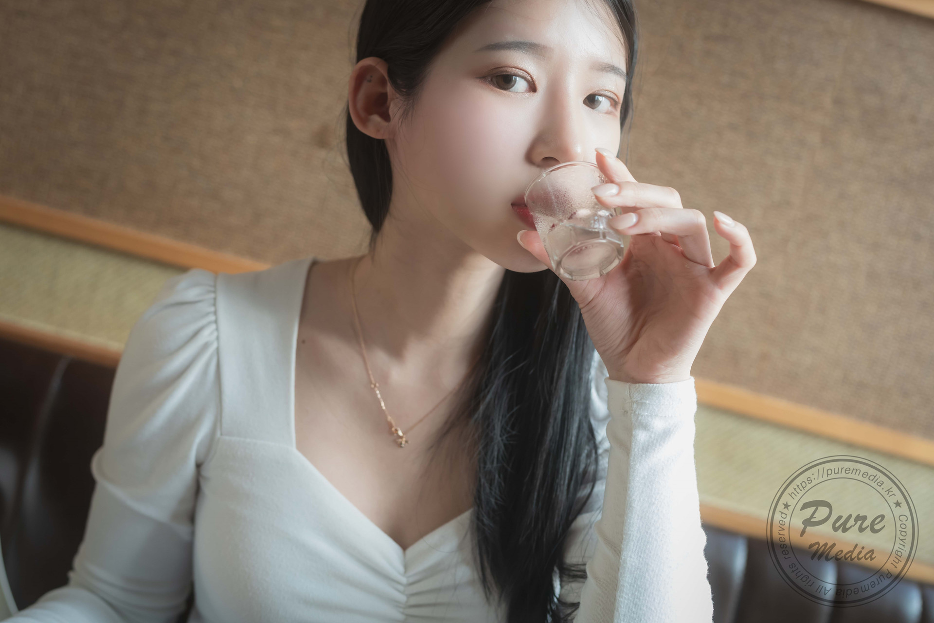 Yeha 예하, [PURE MEDIA] Kidnapped Basement Office Girl Set.01