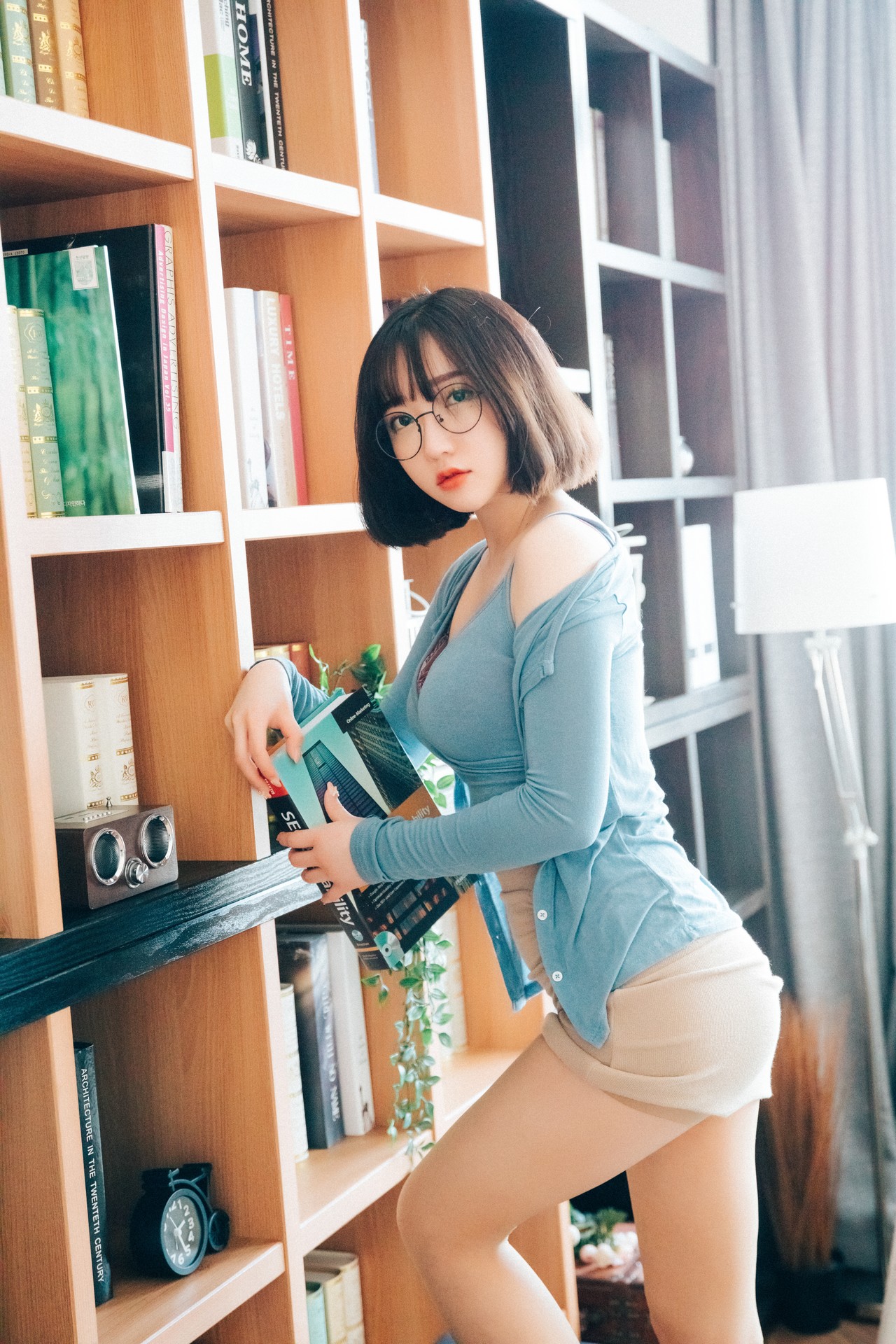 Son Yeeun 손예은, [Loozy] Librarian Girl Set.02