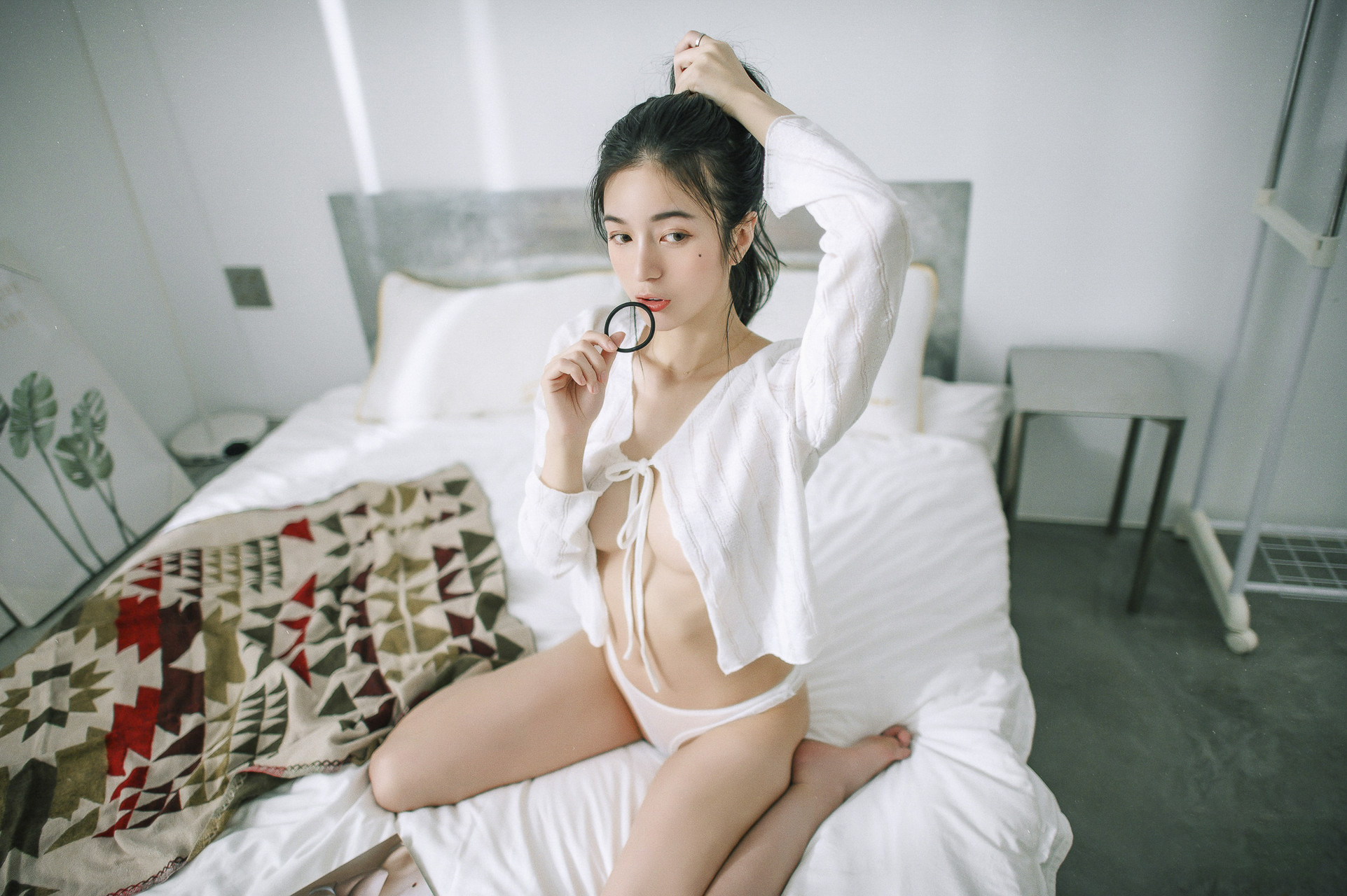 JVID精品 超仙辰辰 💕 仙女下凡玩遊戲輸了，成為任你使喚、讓你舒服的一日女友，隱藏版更多超性感畫面唷！