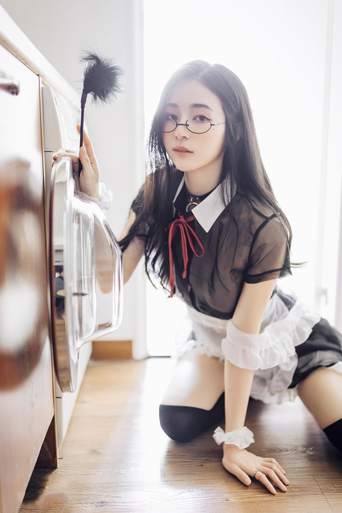 仙仙辰久違單人寫真🔞誠意超豐富寫真，全裸拍攝加六套服裝，爆炸性感女友系辰辰 Vol.01