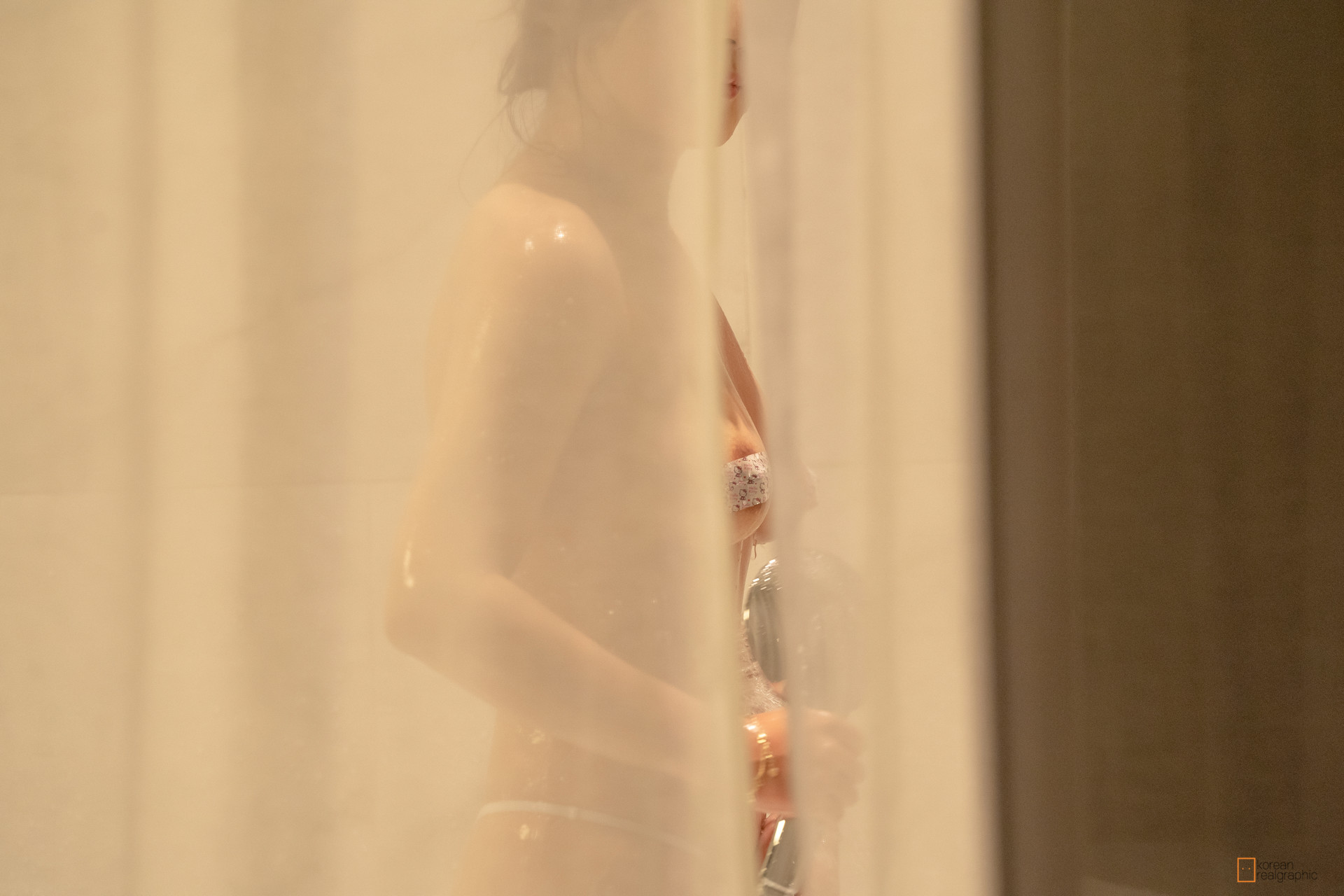 [Korean Realgraphic] No.46 샤워하기 Taking a Shower