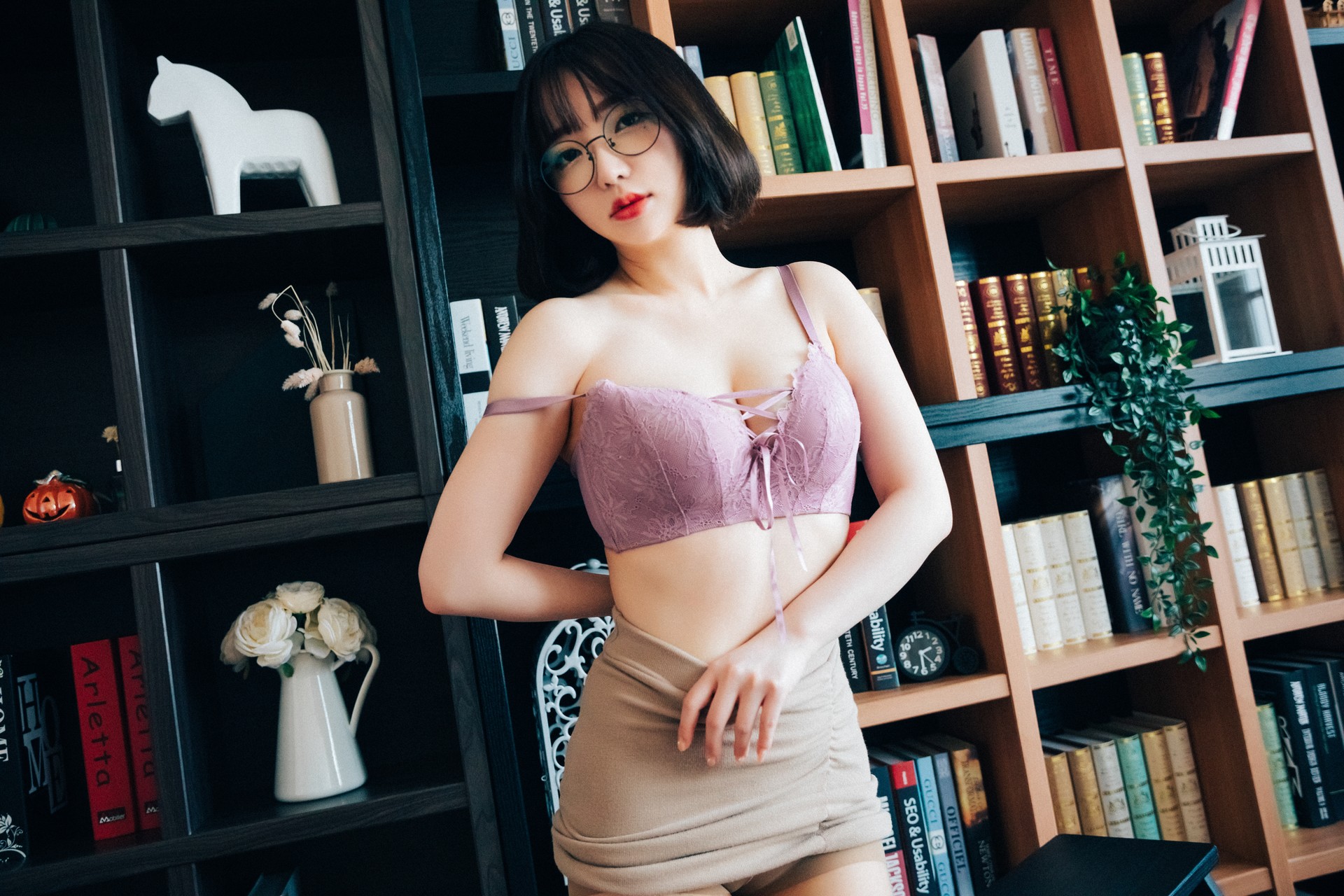Son Yeeun 손예은, [Loozy] Librarian Girl Set.02