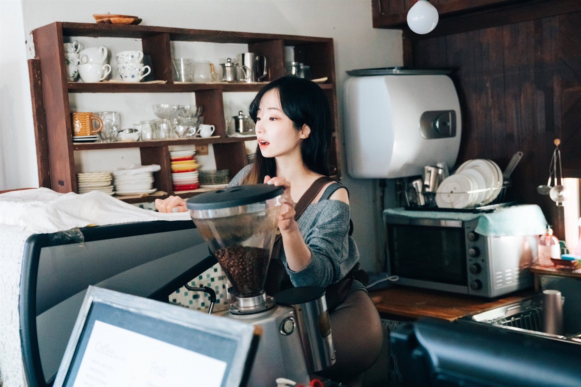Bambi 밤비, [Loozy] Cafe Alba Set.02