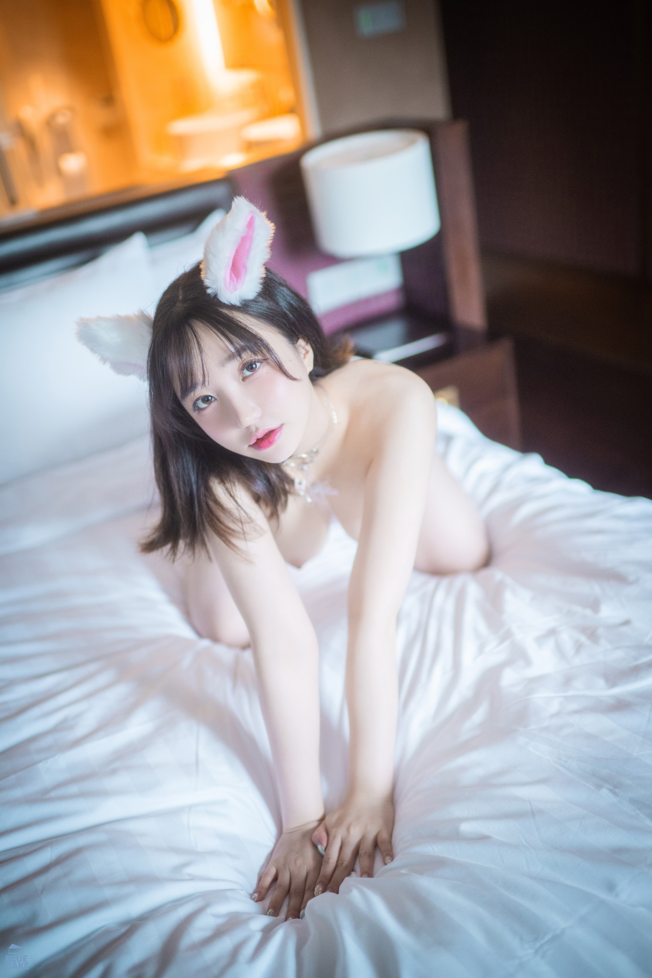 Son Yeeun 손예은, [BLUECAKE] Puss Puss (+RED Ver + COSPLAY) Set.01