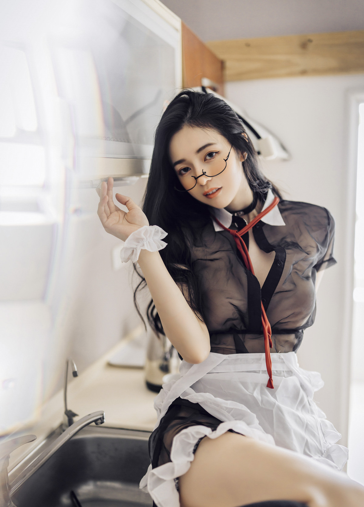 仙仙辰久違單人寫真🔞誠意超豐富寫真，全裸拍攝加六套服裝，爆炸性感女友系辰辰 Vol.01