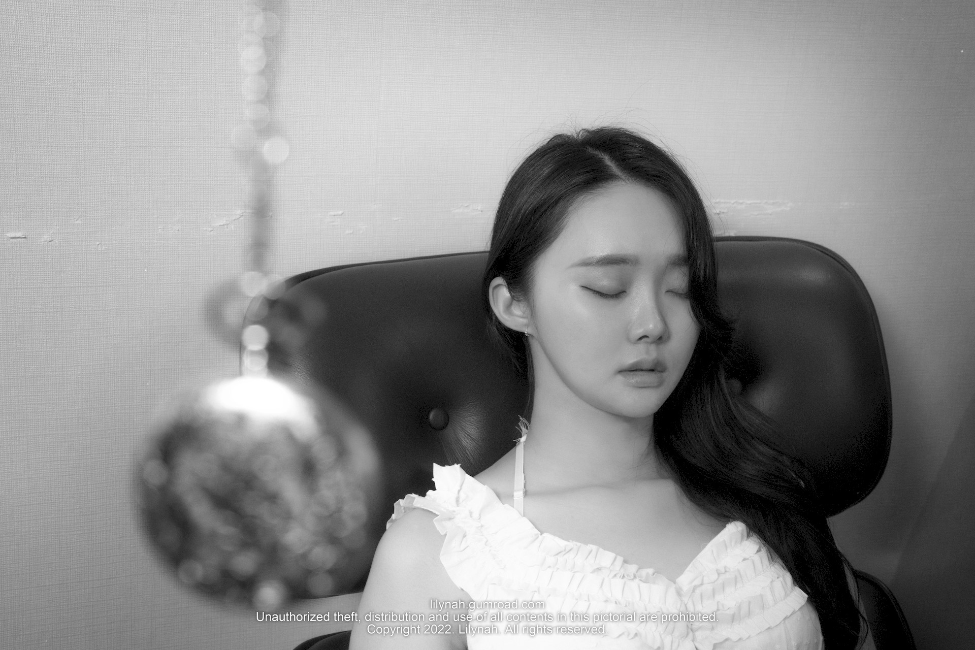 Inah 이나, [Lilynah] Inah Vol.23 Sixth Sense Set.01