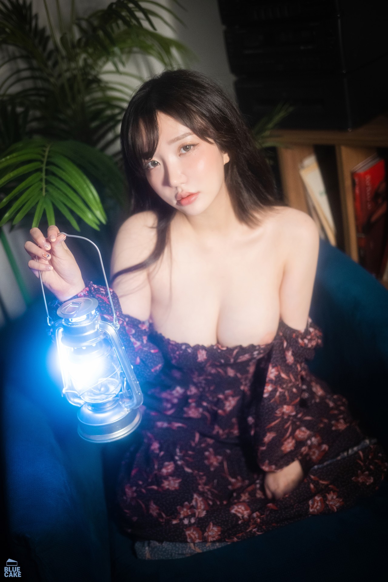 Son Yeeun 손예은, [BLUECAKE] Nothing RED+