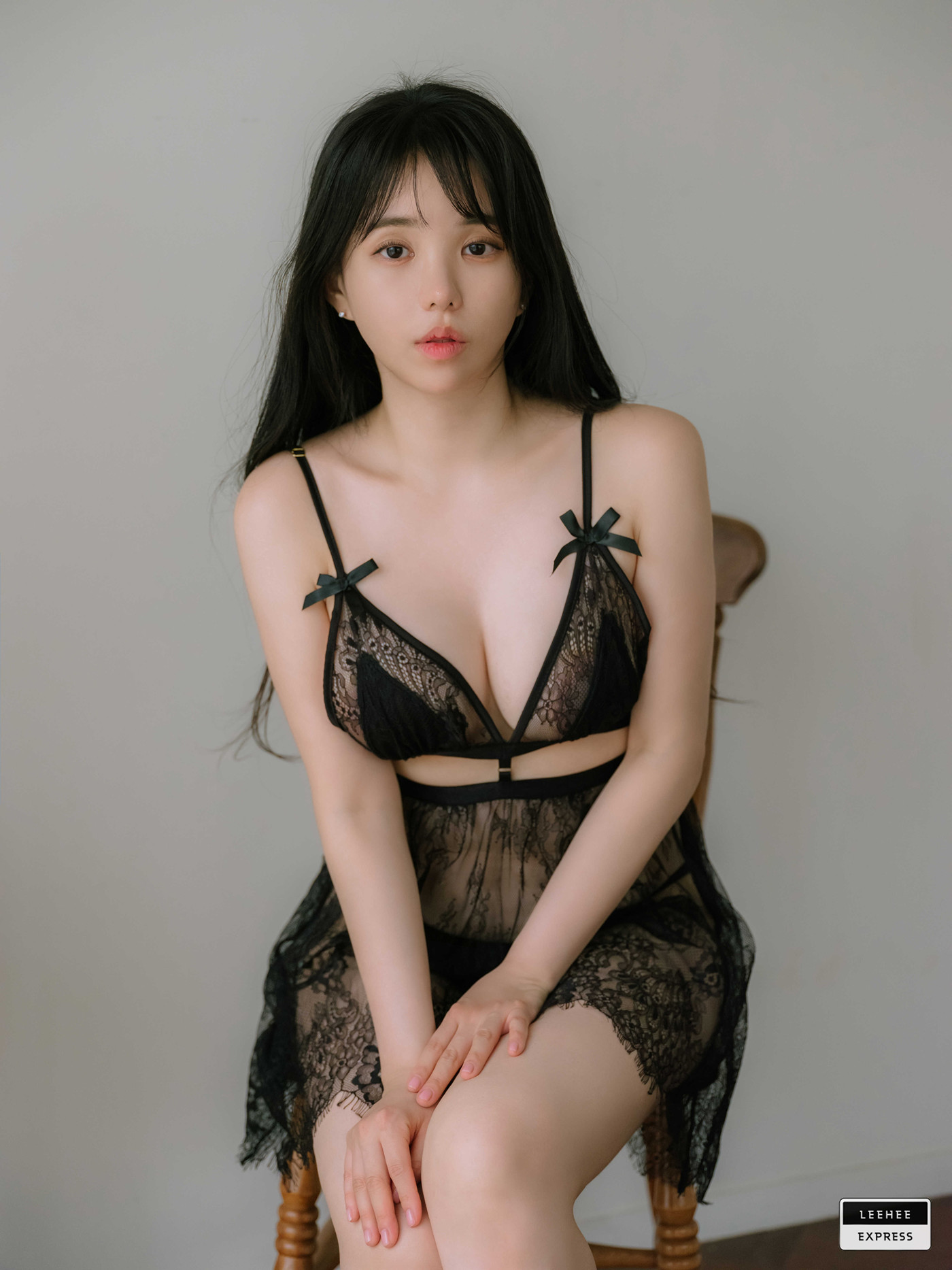 Yuri 유리, LEEHEE EXPRESS LEBE-161 Set.01