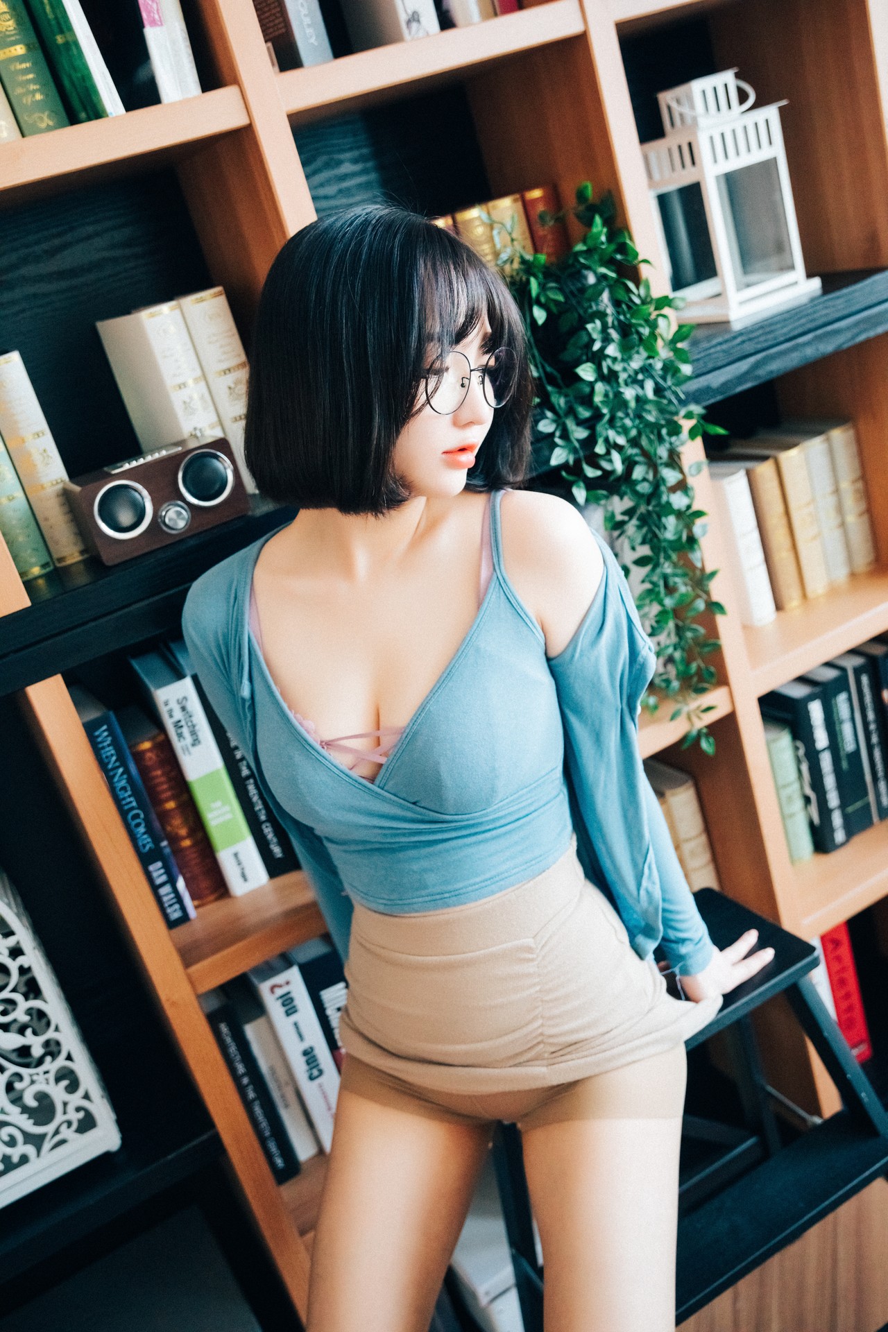Son Yeeun 손예은, [Loozy] Librarian Girl Set.02