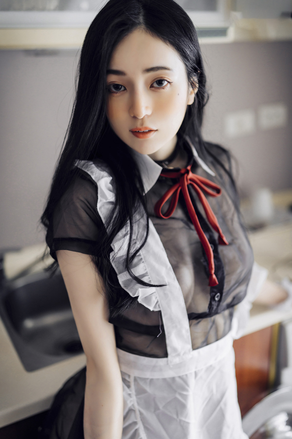 仙仙辰久違單人寫真🔞誠意超豐富寫真，全裸拍攝加六套服裝，爆炸性感女友系辰辰 Vol.01