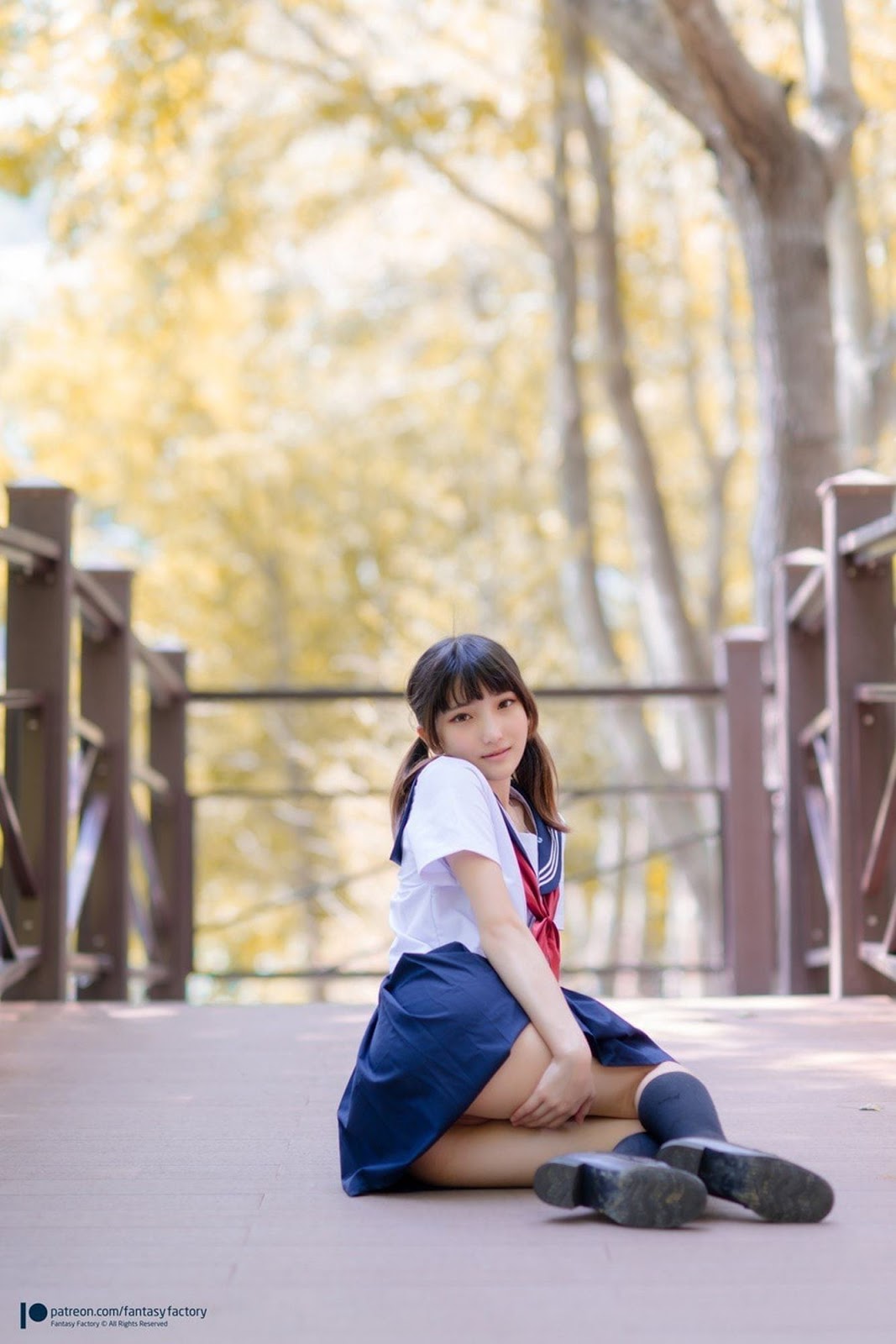 [小丁Patron] High School Girl with Pretty Pussy 皮衣濕身誘惑 (Fantasy Factory)