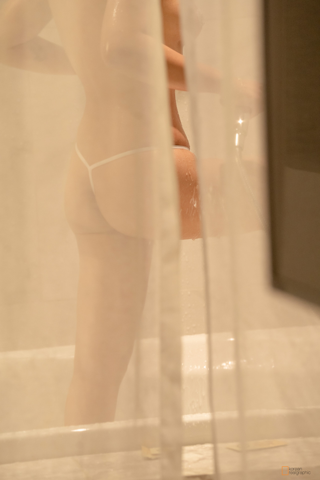 [Korean Realgraphic] No.46 샤워하기 Taking a Shower