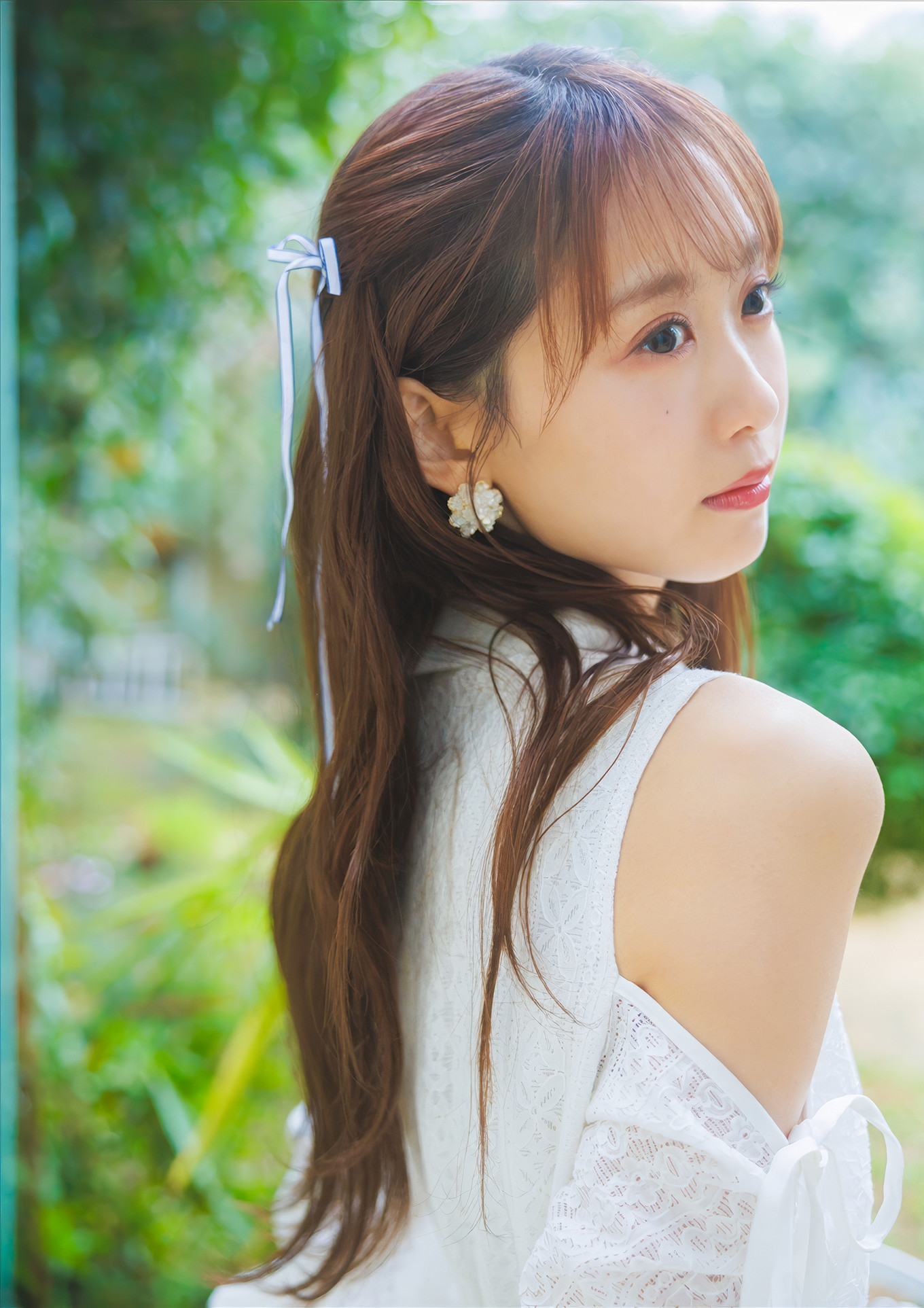 Yu Serizawa 芹澤優, デジタルPHOTOBOOK [bloom] Set.01