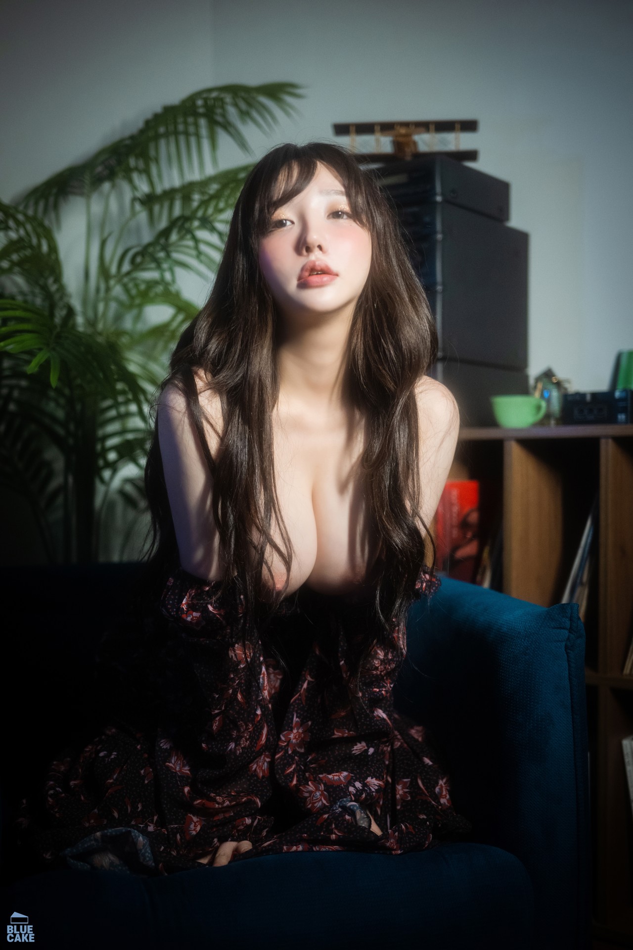 Son Yeeun 손예은, [BLUECAKE] Nothing RED+