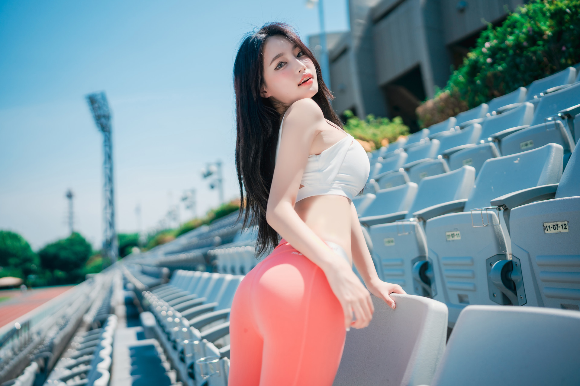 Linda [DJAWA] Loose and Tight Coral + Fanta