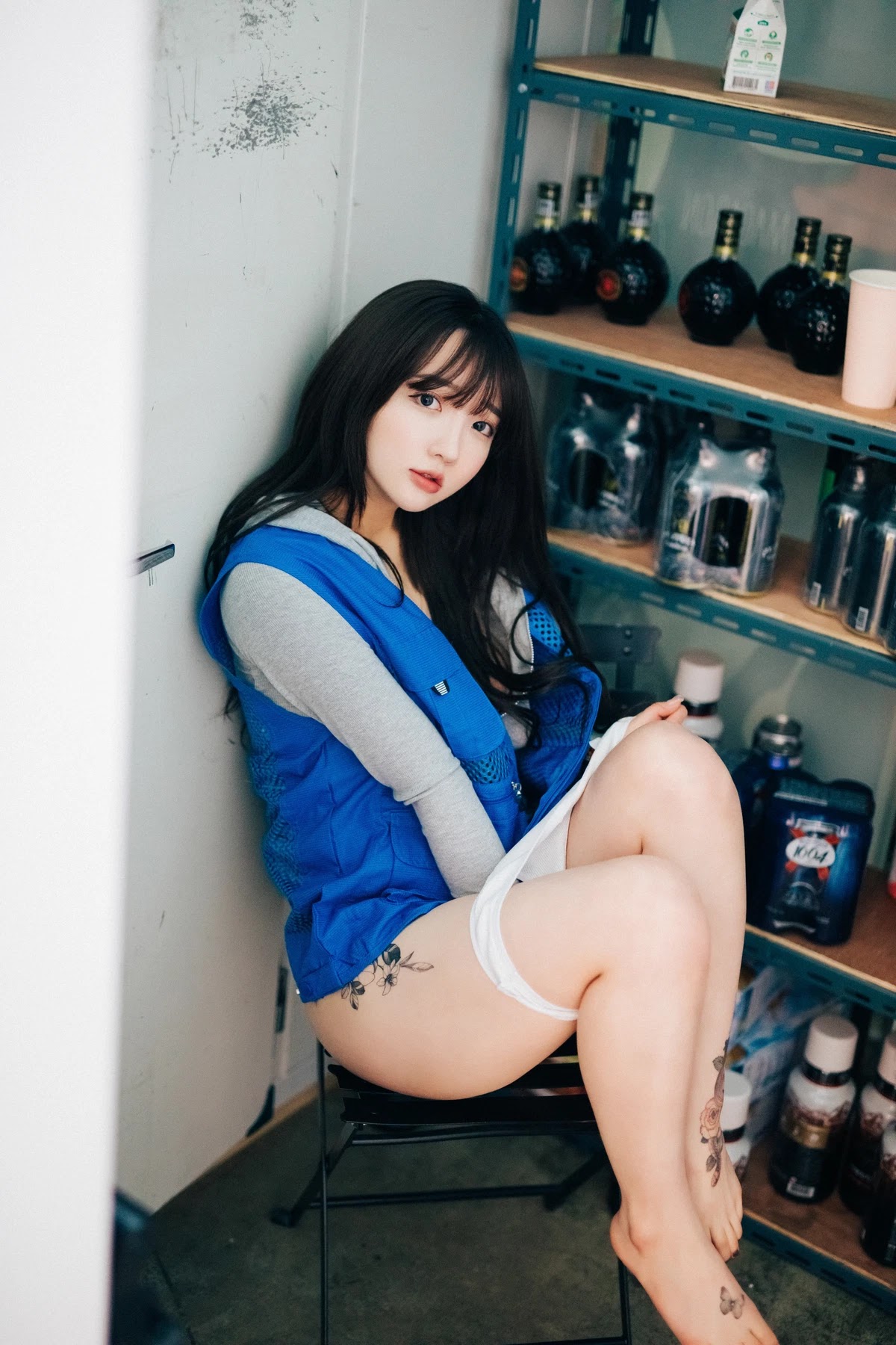 Son Yeeun 손예은, [LOOZY] Convenience Store Part Timer Set.02