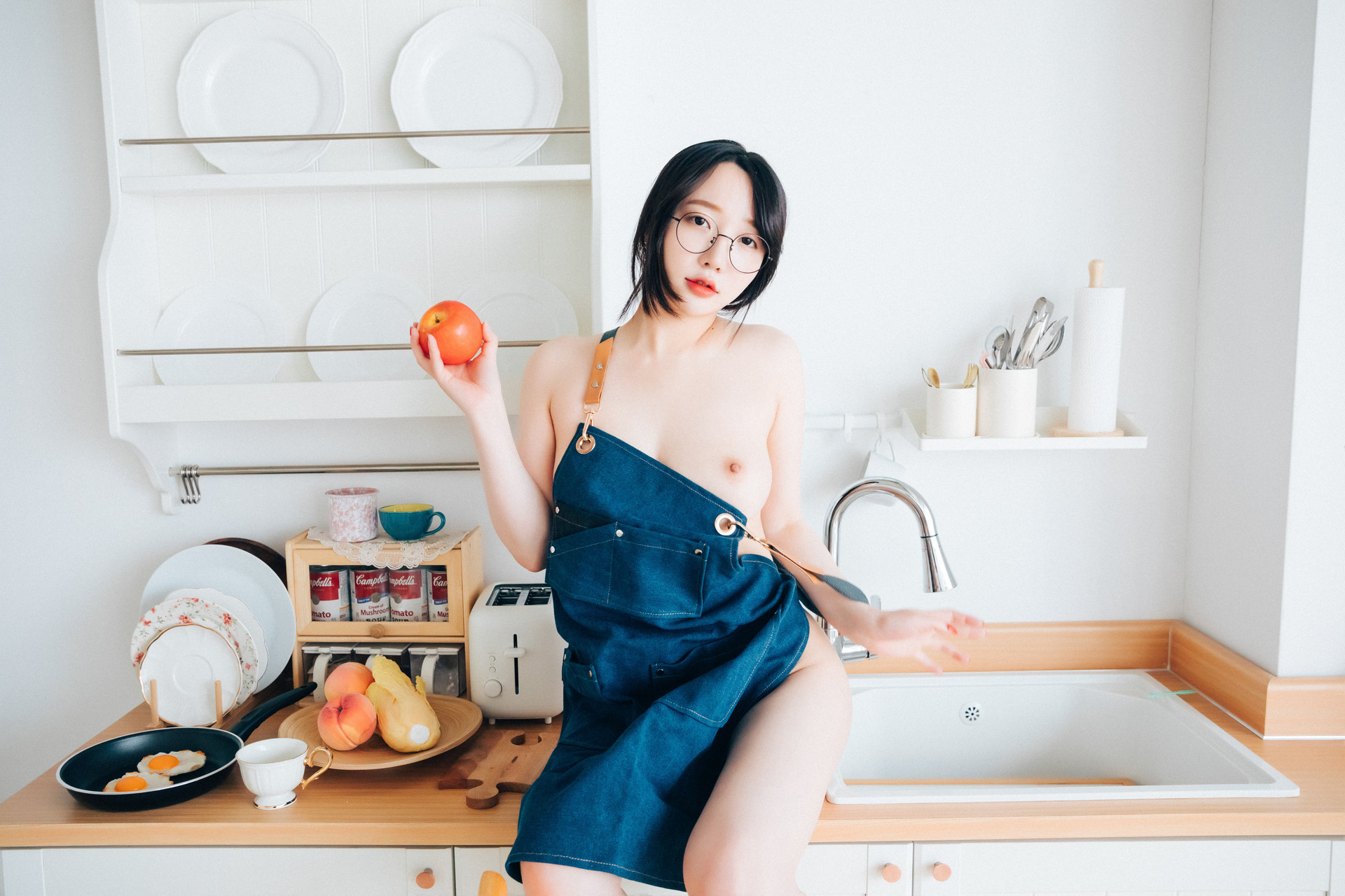 Son Yeeun 손예은, [Loozy] Nudy Painter + S.ver – Set.02