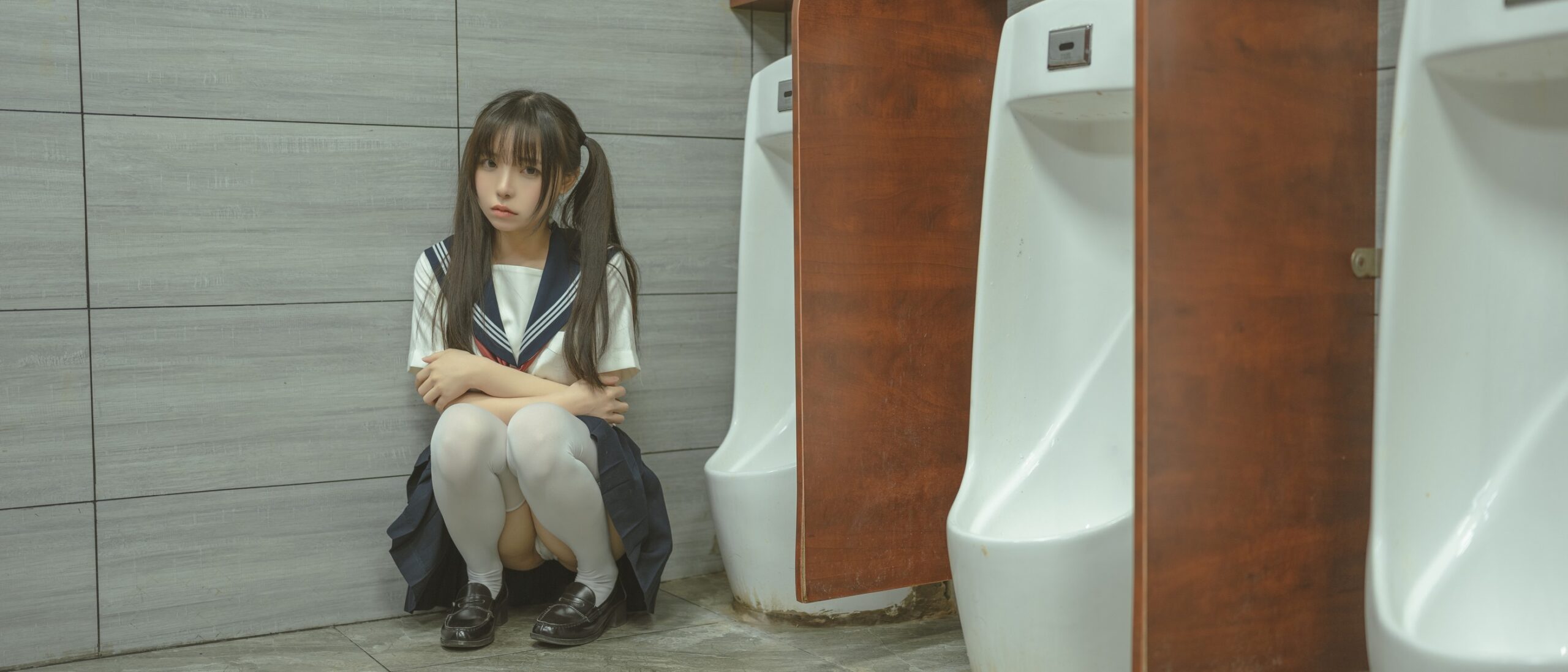 六味帝皇醬 廁所JK無碼版