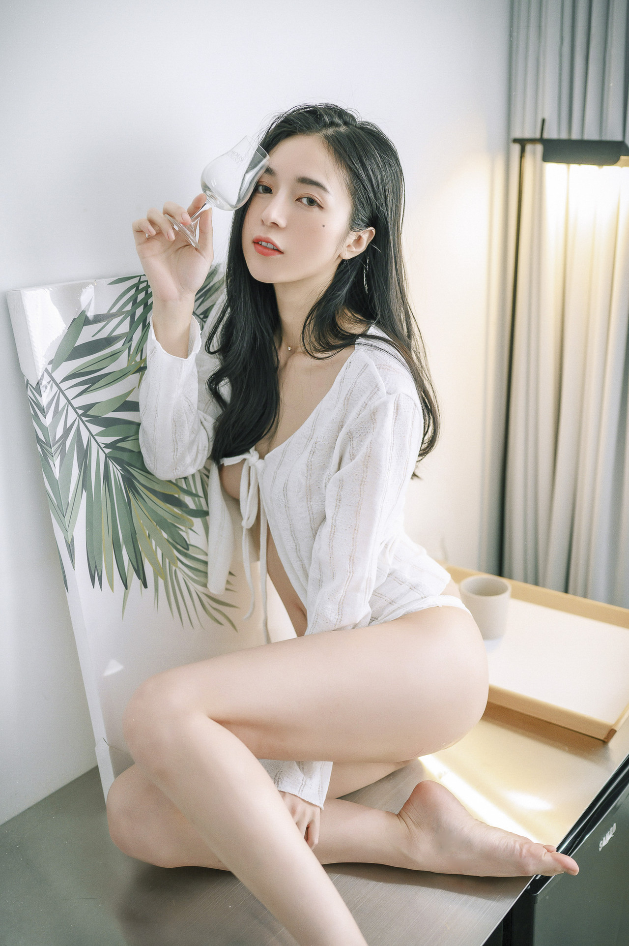 JVID精品 超仙辰辰 💕 仙女下凡玩遊戲輸了，成為任你使喚、讓你舒服的一日女友，隱藏版更多超性感畫面唷！