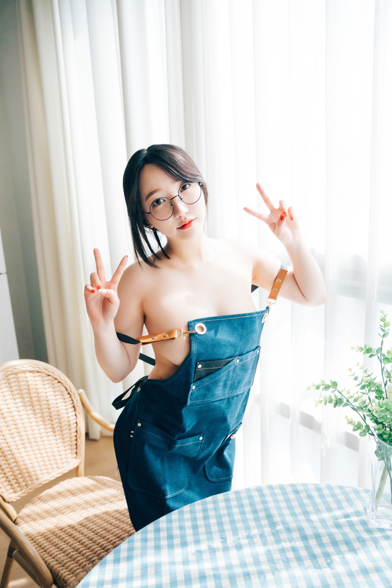 Son Yeeun 손예은, [Loozy] Nudy Painter + S.ver – Set.02