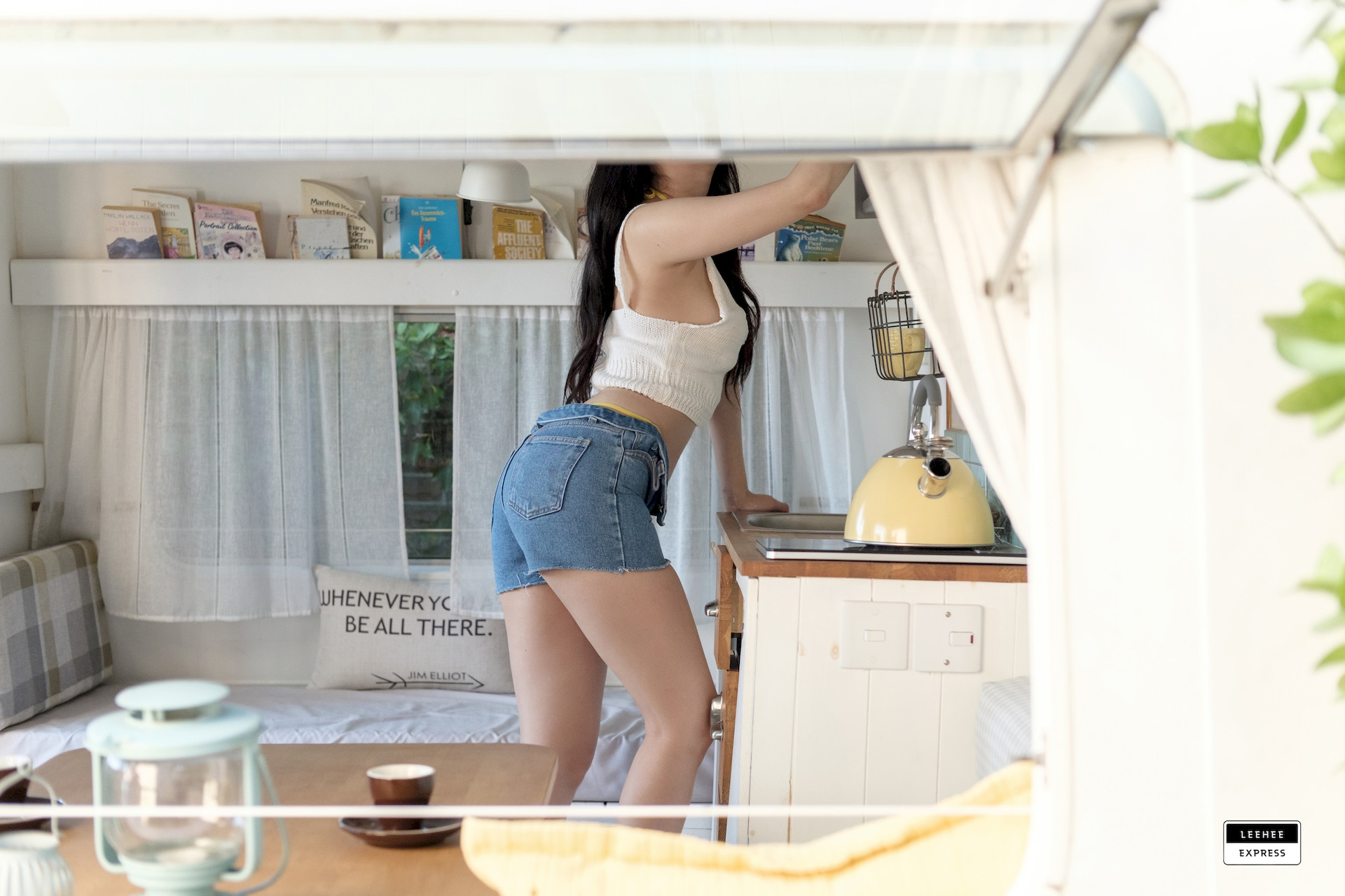 Inah 이나, [LEEHEE EXPRESS] LEND-022