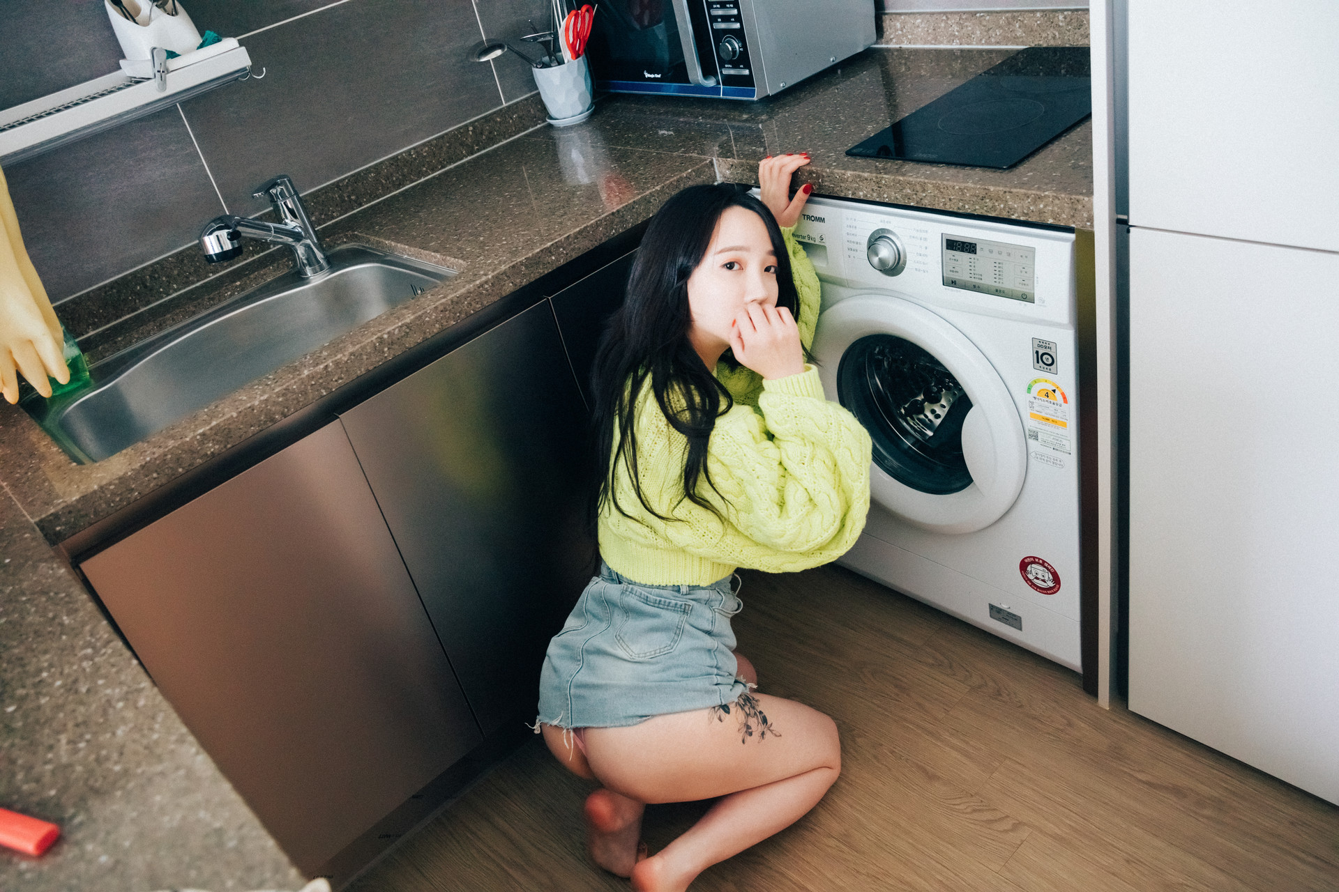 Son Yeeun 손예은, [Loozy] Travel Partner Set.01